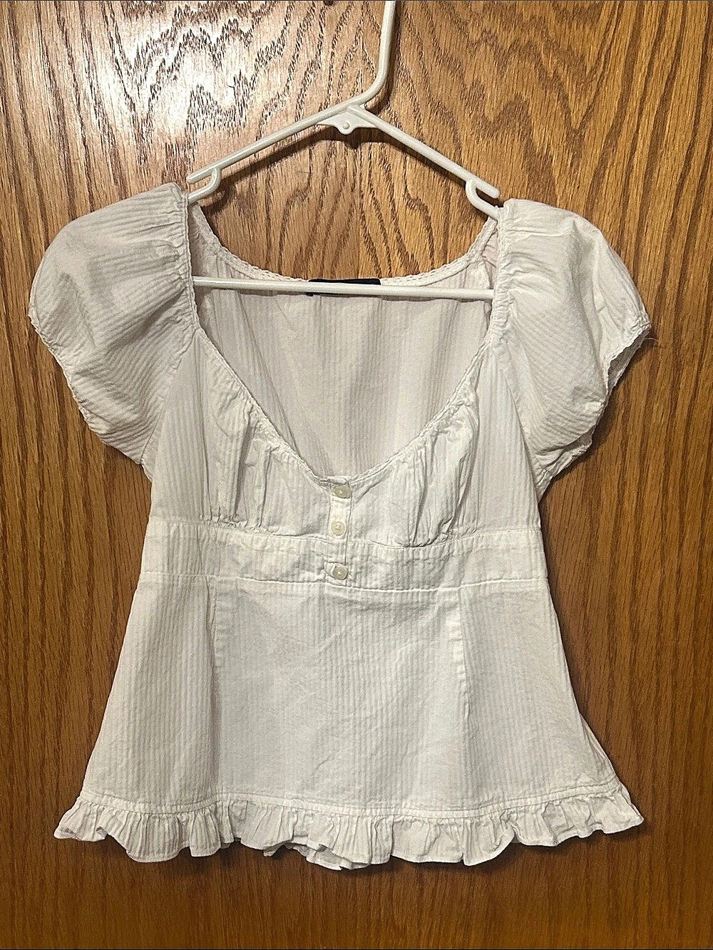 Brandy Melville Blair Top Puff Sleeve Ruffle Hem in White OS